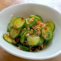 合わせるだけのピリ辛おかず「いざ飯」紫蘇ときゅうりのピリ辛和え|くまちゃんさん