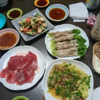 マグロ、ブタばら豆苗巻、カニカマしそまき、ナス焼き|あっちゃんさん