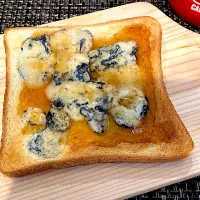 ブルーチーズのオープンサンド|サンドウィッチ伯爵さん
