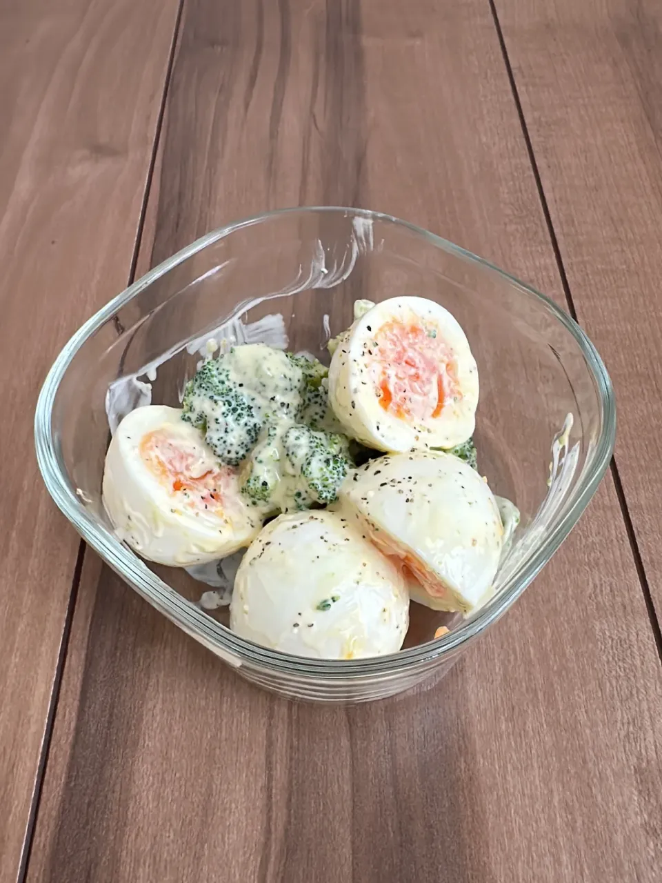 ブロッコリーとゆで卵のマヨ和え|桃さん