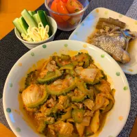 ☆ゴーヤ豚キムチ　☆鯛カマあら煮　☆スティックキュウリ　☆トマト| chikakoさん