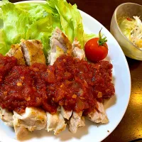 チキンステーキ　トマトガーリックソース&茄子の冷製煮浸し|単身赴任のっちさん