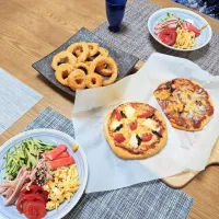 『ピザと冷やし中華晩ごはん』| seri-chanさん