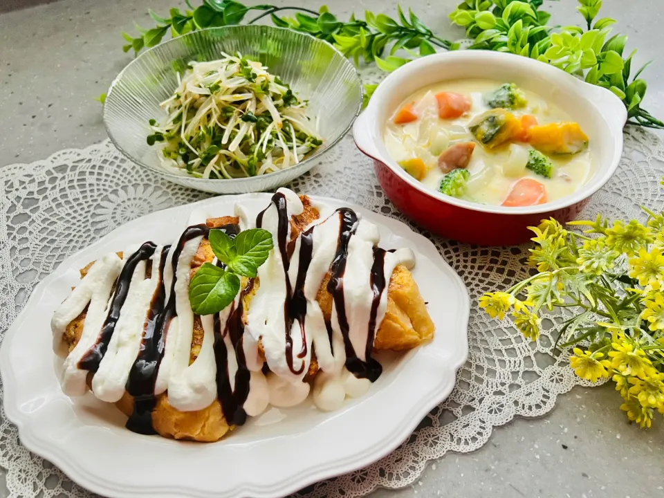 「フレンチトーストとシチューで朝ごはん」|バシュランさん