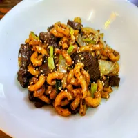 Stir Fry Macaroni and Beef|Tam Tamさん