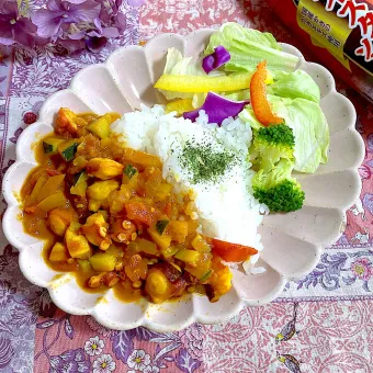 Snapdishの人気料理写真:タコ🐙のドライカレー風✨