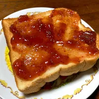 いちごジャムトースト| はっちぃさん