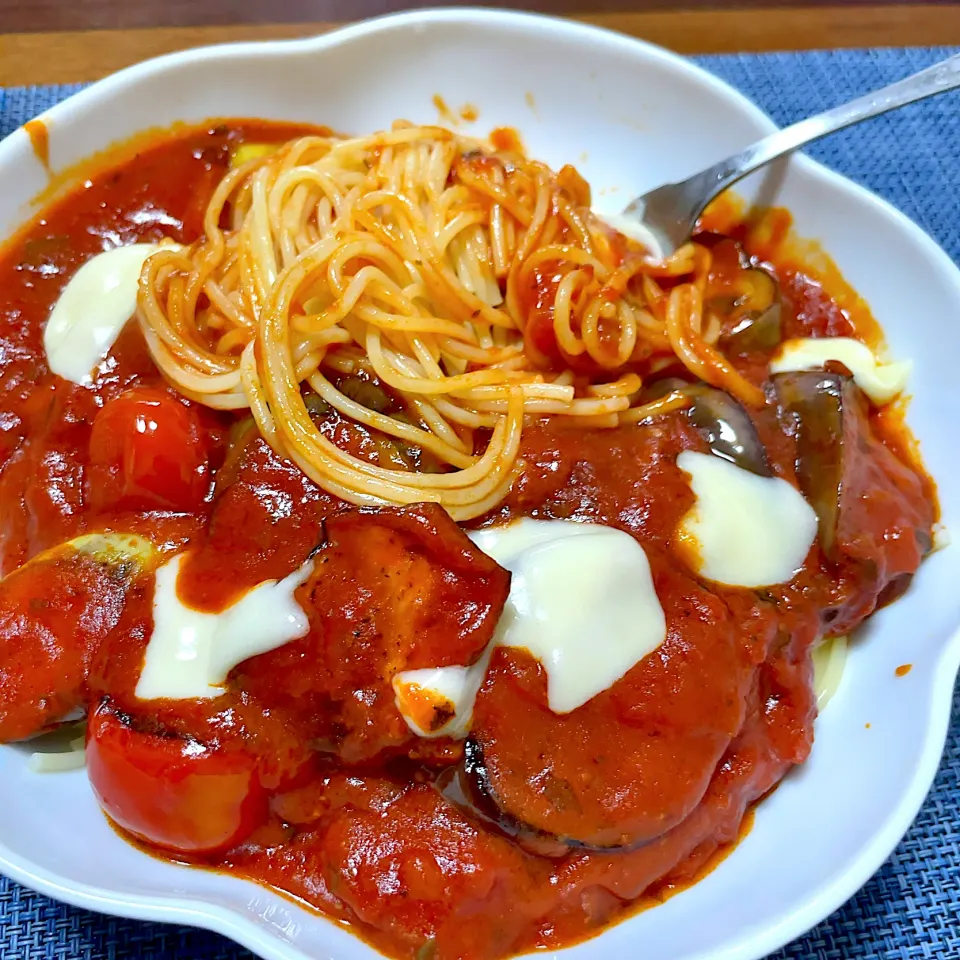 茄子とトマトのモッツレラチーズパスタ|kazzz3さん