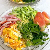 今夜は　冷やし中華|ヒロミ🏝🏝🏝🌺🏄🌊🐬🏄‍♀️🏄‍♂️🍹🐠👙🌺さん
