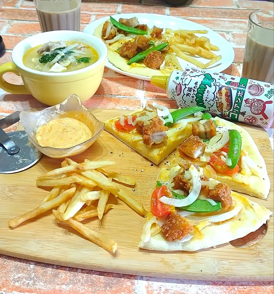 Lチキピザ🍕🍟|みったんさん