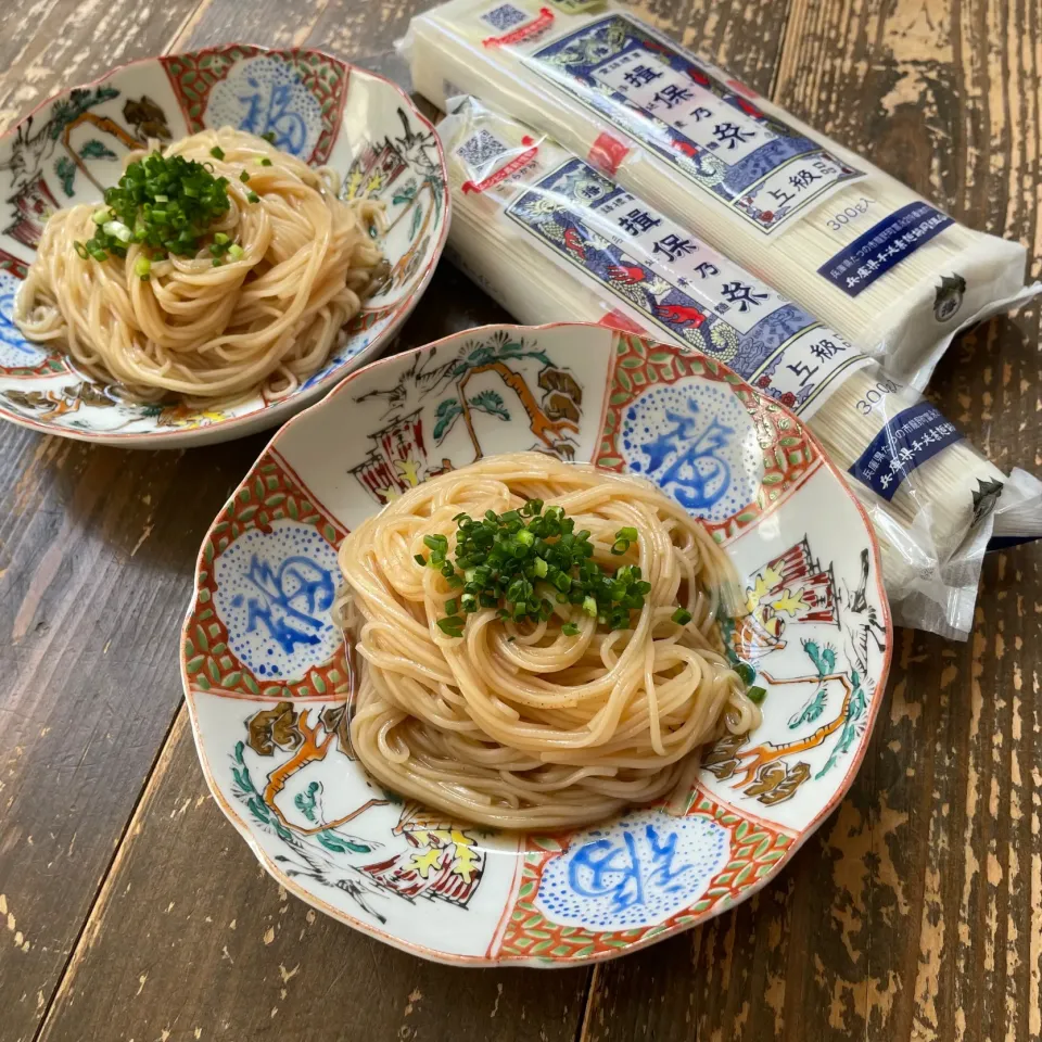 いりこだしとオリーブオイルがからむ油素麺|koji toyodaさん