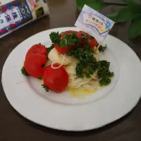 揖保乃糸*トマトとパセリの冷製