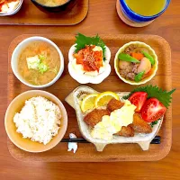 鯵フライのおぼんごはん|すずさん