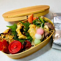 えびと鳥ミンチのつくねハンバーグ弁当