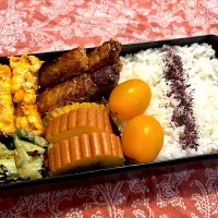 2025.7.15 息子弁当　◎トンテキ　◎とうもろこし入り卵焼き　◎伊達巻　◎胡瓜塩昆布和え　◎すいか|goroさん