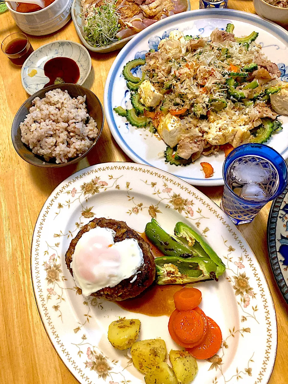 朔ちゃん特製の和風ハンバーグ！パパだけ特別にハートの目玉焼きを載せて♡|さくたえさん