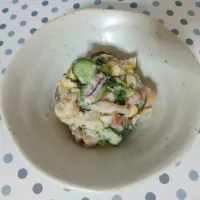 タコのポテトサラダｄ(*｀･(エ)･´*)ｂ