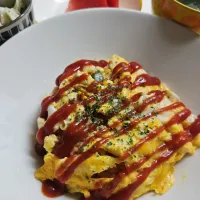 ☆夕飯☆オムライス、ブロッコリーとツナサラダ、コンソメスープ、スイカ|ｼｮｺﾗさん