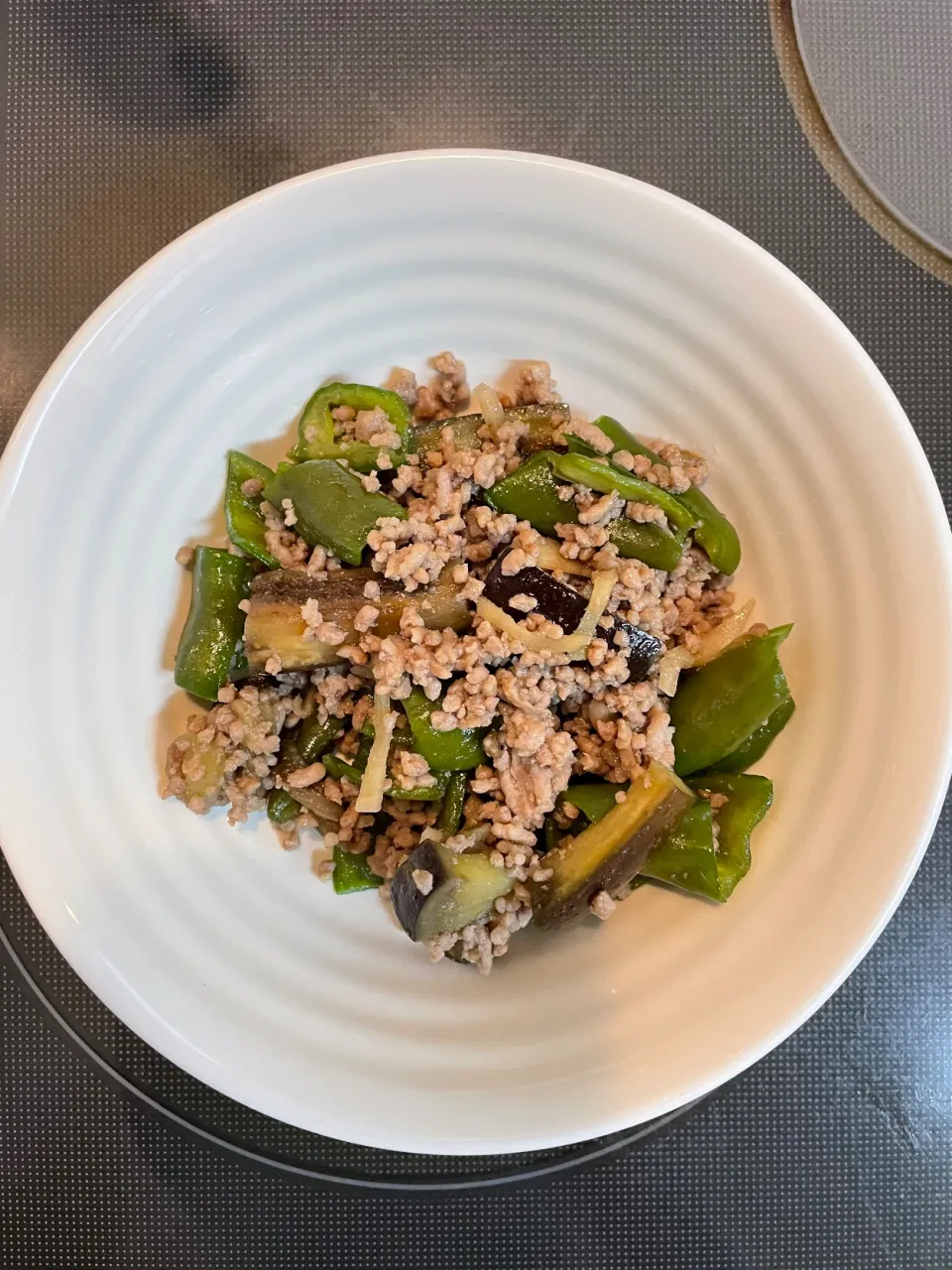 なすとひき肉のしょうが炒め|あきたまさん