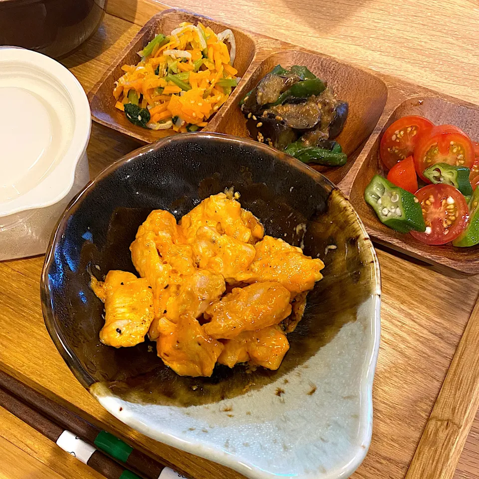 鶏マヨ、畑で採れた野菜|なつこさん