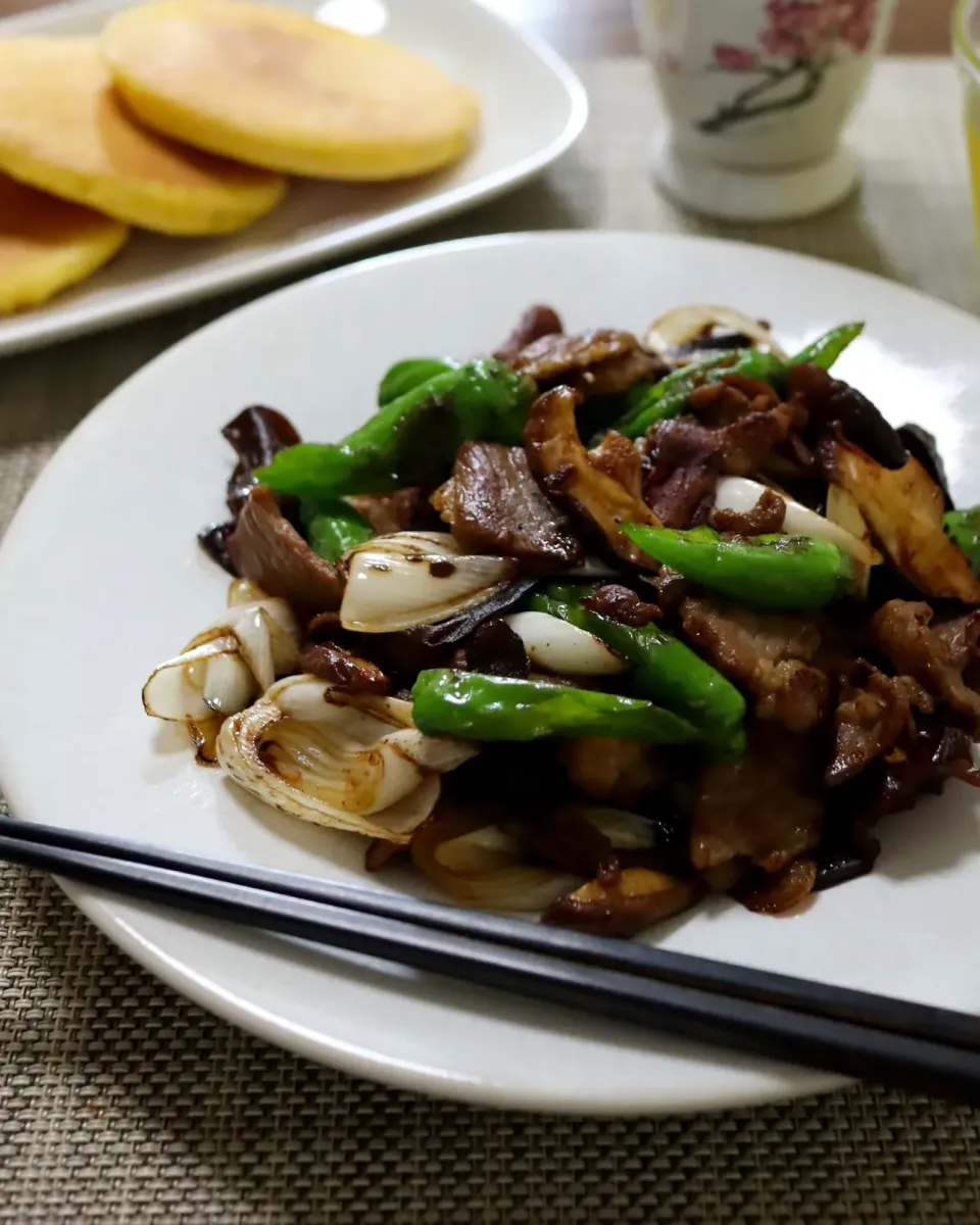 火爆肉と玉米煎餅🇨🇳|かおるさん