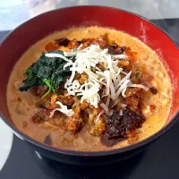 激辛担々麺☆チーズ乗せ|休日限定ままさん