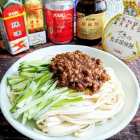 🌏『世界の食卓探検隊』🇨🇳中国料理
【🇨🇳炸醤麺】|ayaさん