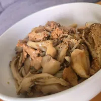 大豆ミートと舞茸のパスタ|しあるさん