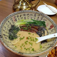 La Mian with Braised Pork Belly in bone broth soup| The Kitchen Kittiesさん