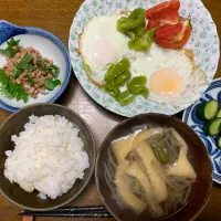 昼食　目玉焼き納豆定食| ATさん