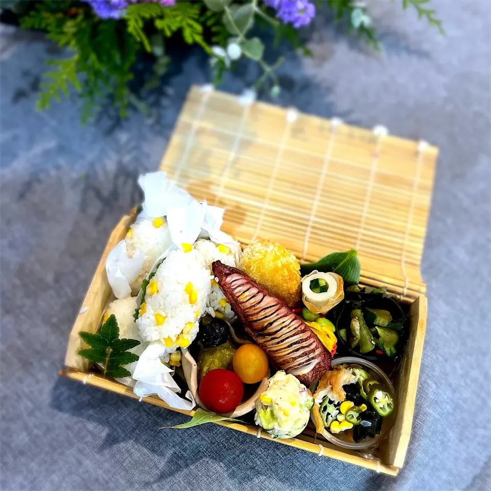 とうもろこしおにぎり|ひろこさん