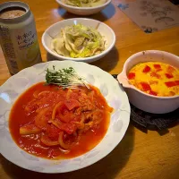 豚すね肉のトマト煮と、レタスの胡麻サラダと、パプリカのキッシュ風|もえさん