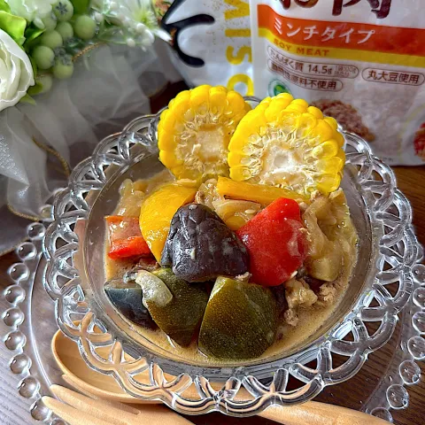 「ダイズラボ 大豆のお肉ミンチ 」を使ってみたSnapdishの料理・レシピ写真:つぶみそで作る大豆のお肉と夏野菜たっぷりラタトゥイユ✨