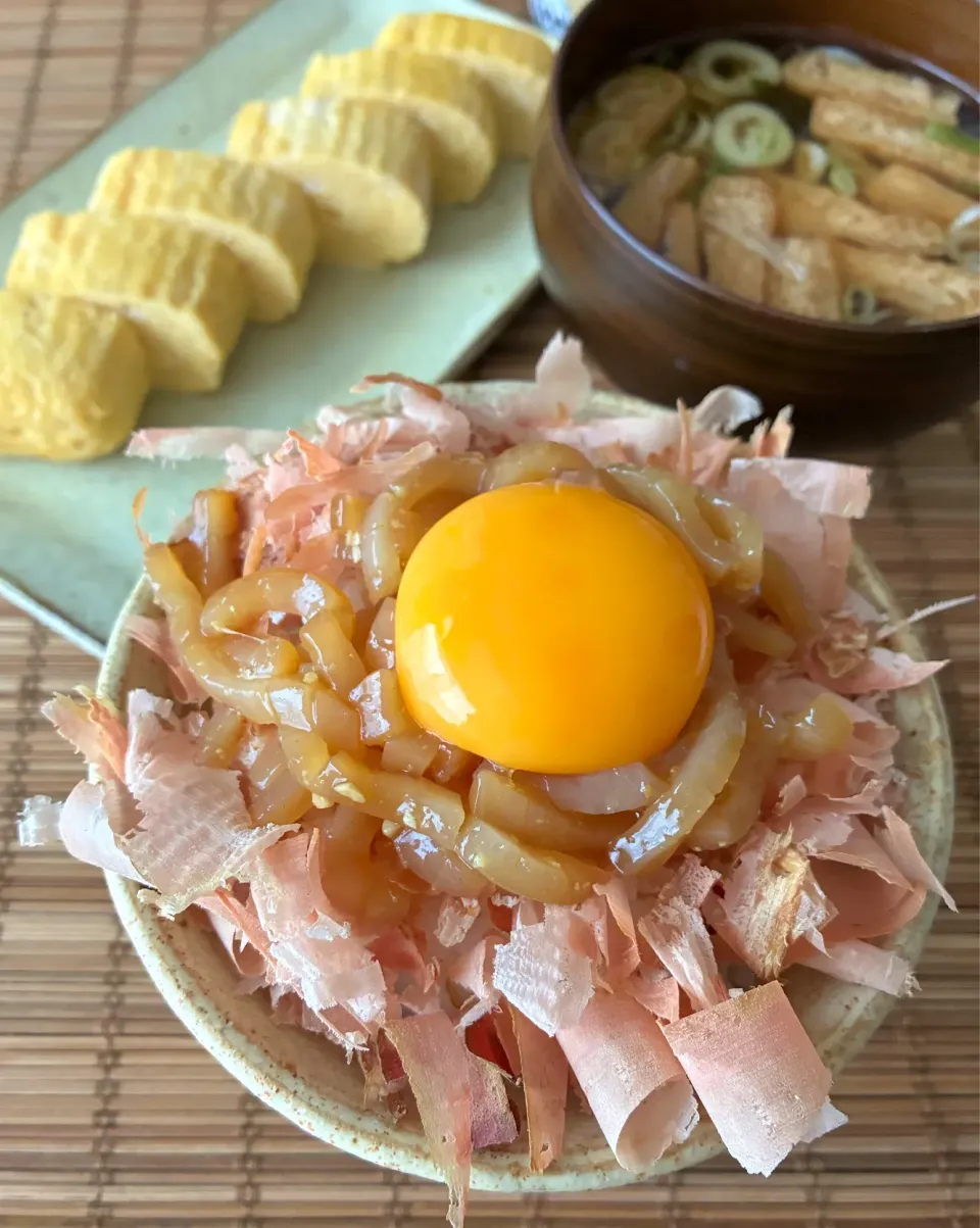 イカの漬け丼🦑|アッチさん