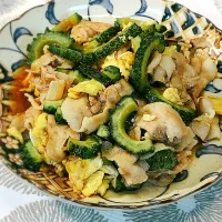 ゴーヤと豚バラ肉のオイスター炒め|アスママさん