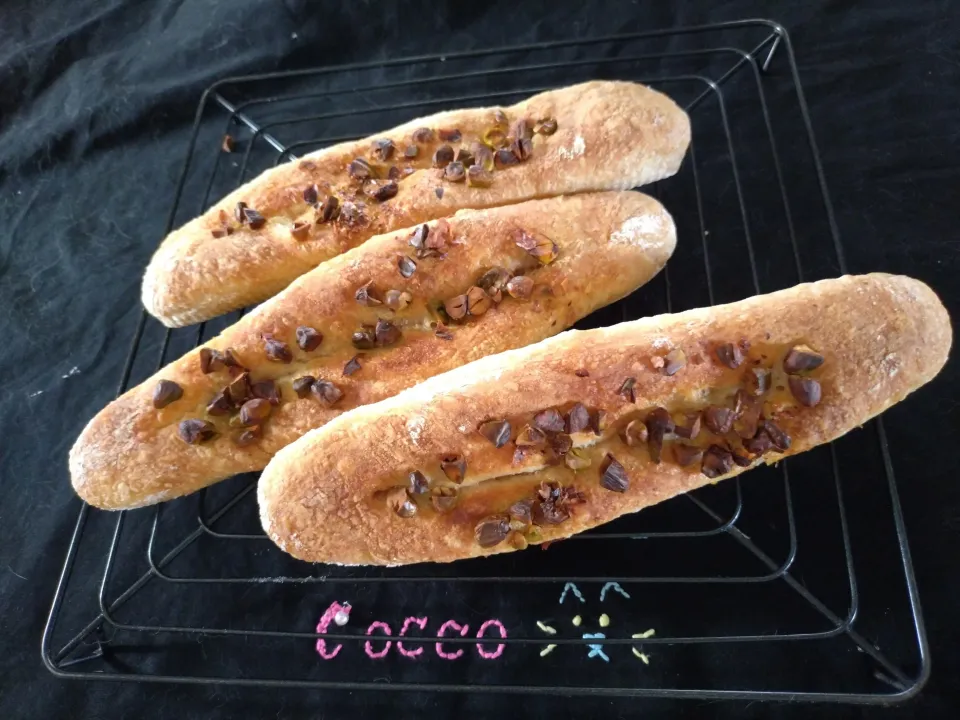 朝日が似合うシリーズ・全粒粉のピスタチオトップバターフィセル✨|cocco+さん