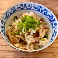 「かやくめし」
常備菜と味噌汁を添えて
朝ごはん|ばくあんしゃさん