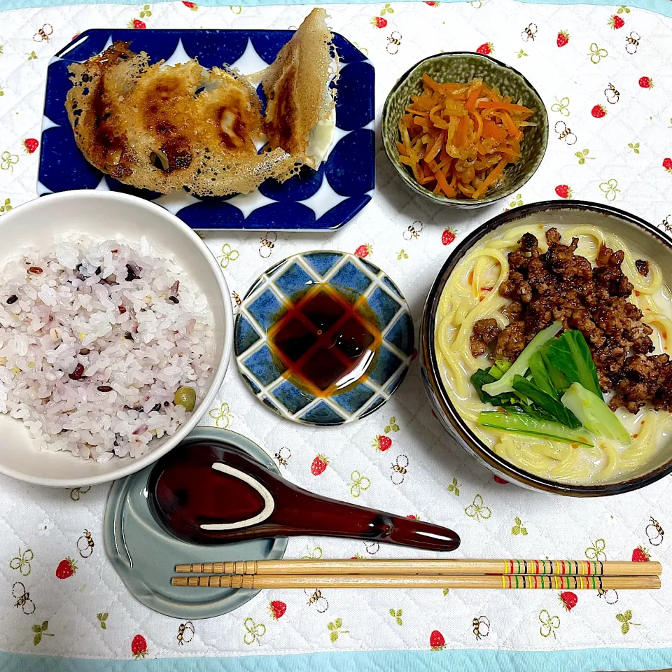 坦々麺|ゆさんさん