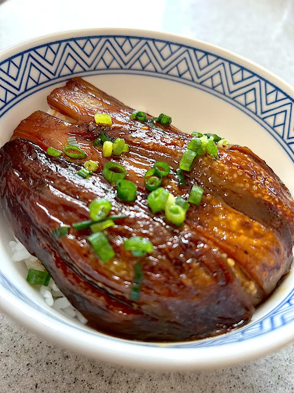 茄子の蒲焼き丼✨|てんてんさん
