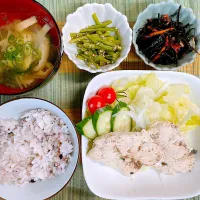 ささみのしそチーズ焼き♡ひじきの煮物♡いんげんのごまあえ♡お味噌汁♡| まゆかさん