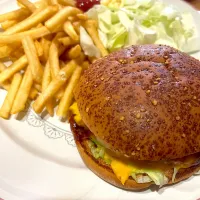 #昼飯　肉厚ビーフチーズロコモコ|ms903さん