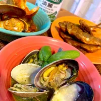 アサリ二種とマメアジの唐揚げで😋🍻💕✨|アイさん