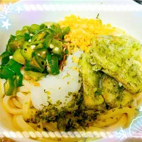 ちくわの磯辺揚げとオクラのぶっかけうどん‼️|miiina・＊・さん
