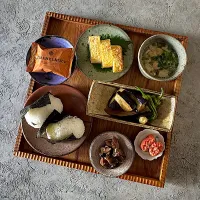 おにぎり定食朝ごはん|mihooobuuさん