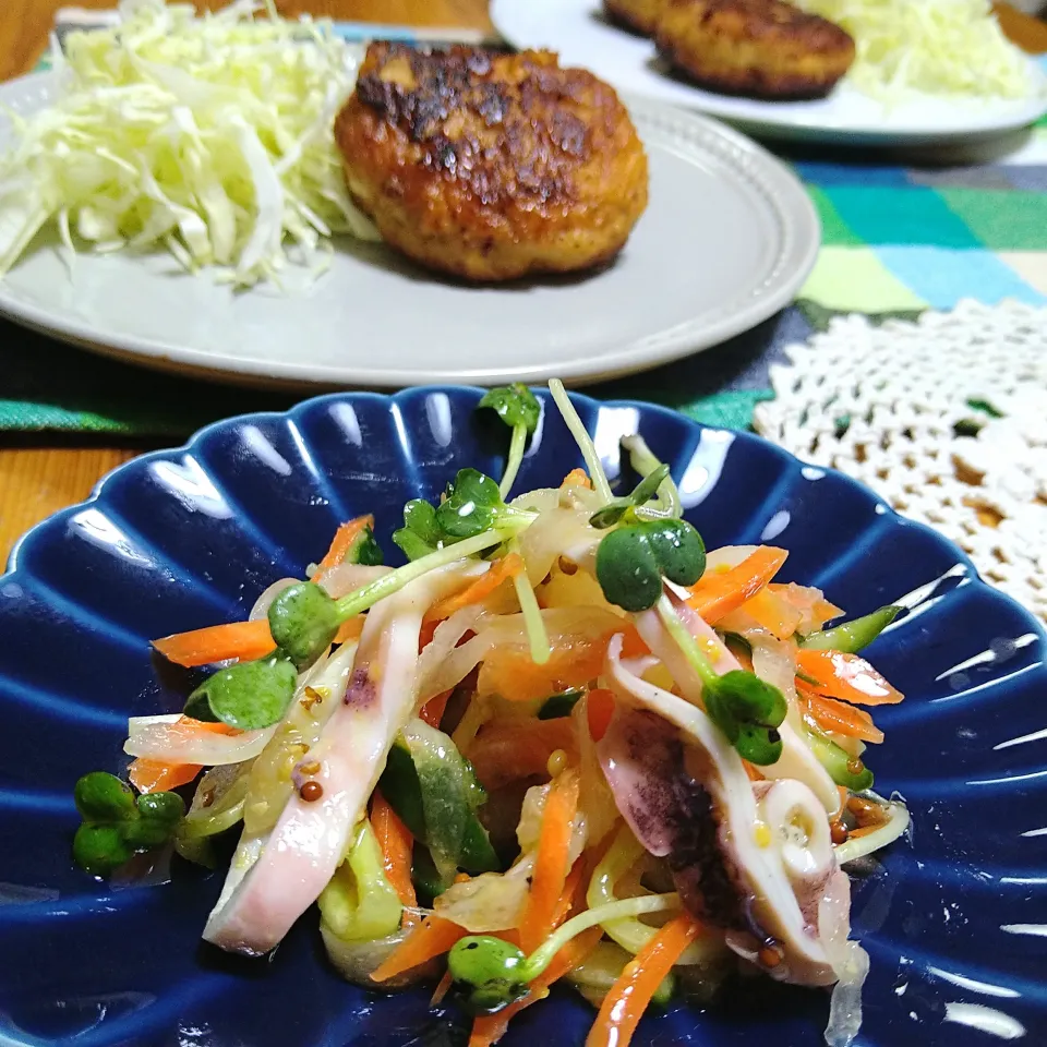 彩り野菜とイカの粒マスタードマリネ🦑|とまと🍅さん