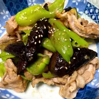 なすとピーマンの味噌炒め|ちいこさん
