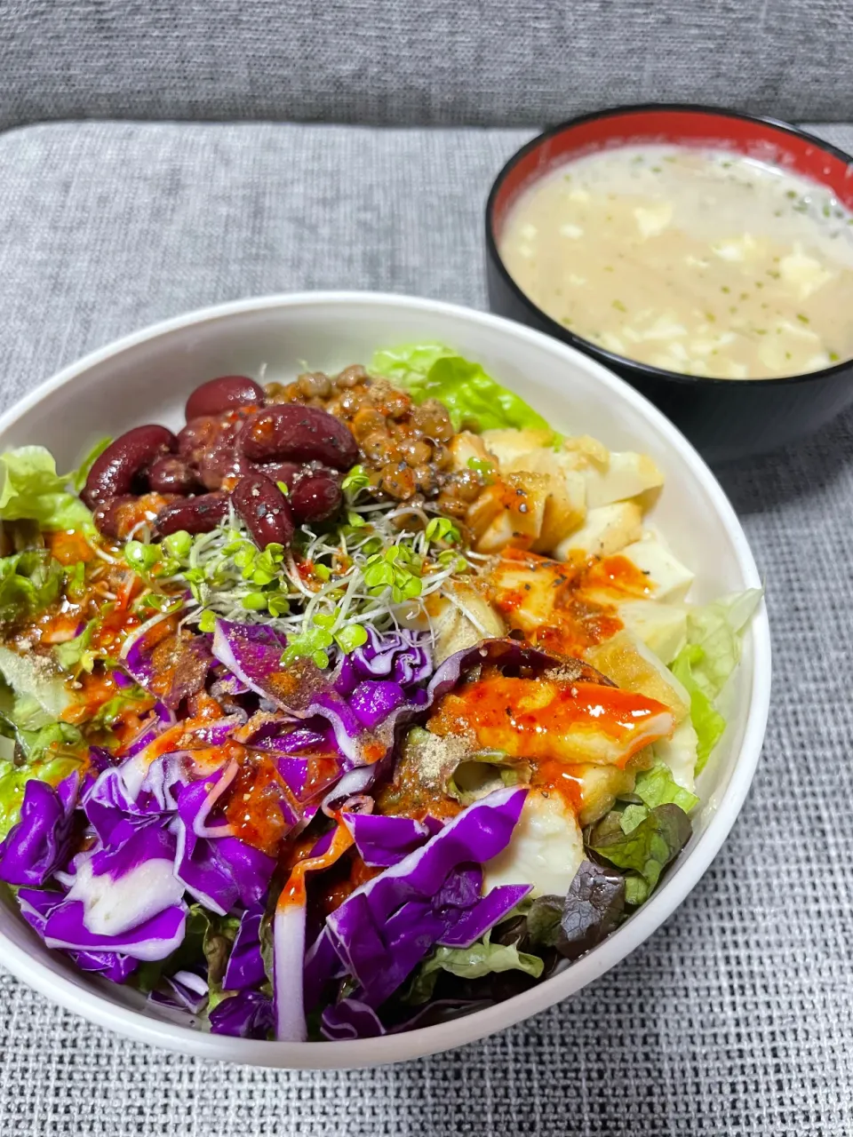 菜食　厚揚げ　Koreanソースがけと、粕汁|にゃふてんさん