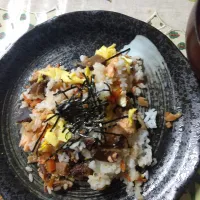 鮭の五目寿し|はやとさん