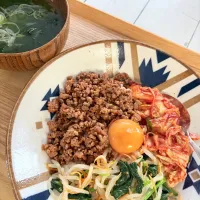 ビビンバ丼| まりさん