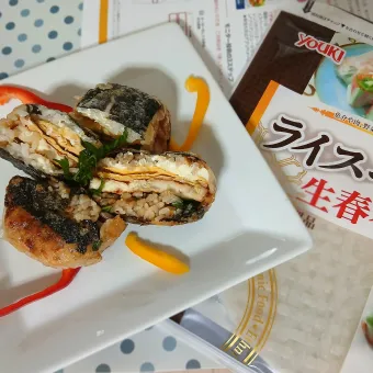 Snapdishの人気料理写真:新感覚スパムむすびd=(^o^)=b✨